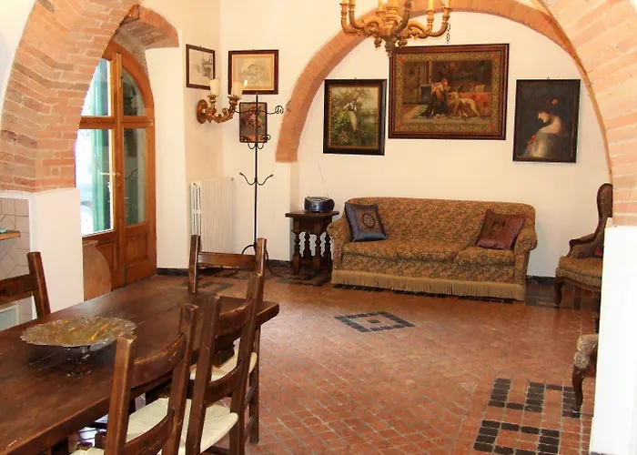 Augusto Villa Cortona